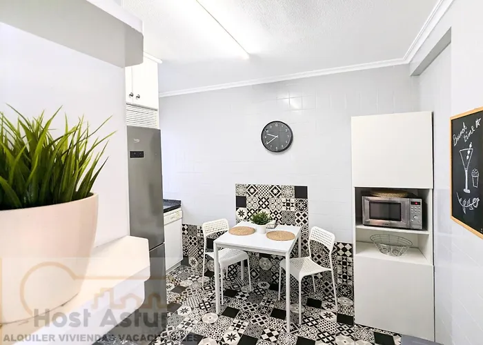 Kadori, Centro Ruta De Vinos Y Estacion De Tren Y Autobus * Oviedo