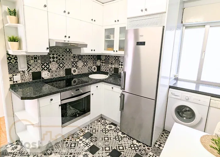 Kadori, Centro Ruta De Vinos Y Estacion De Tren Y Autobus Apartment Oviedo